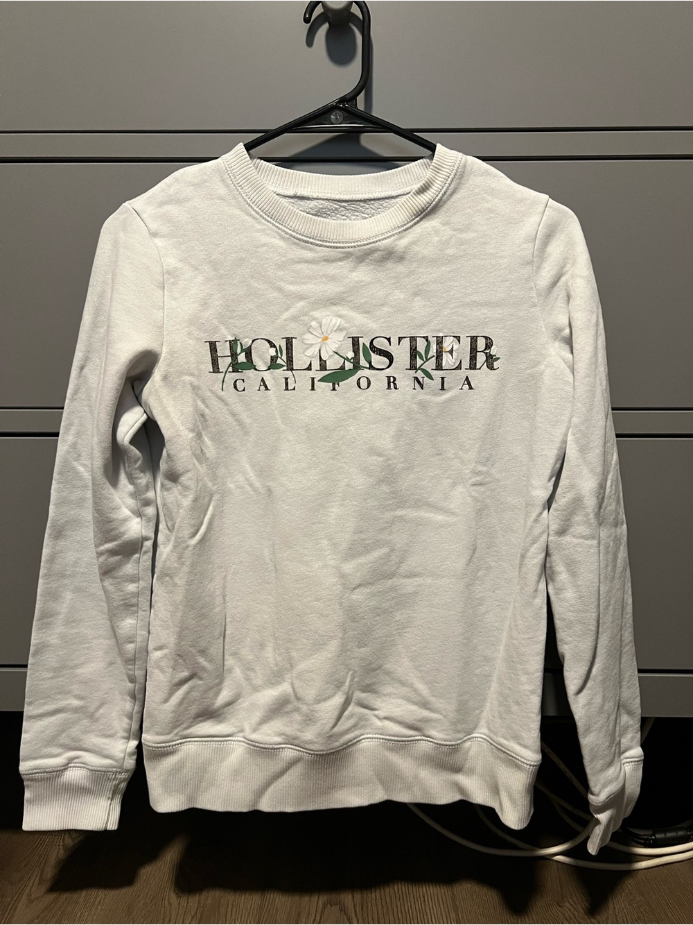 Hollister White Crewneck with Floral Logo